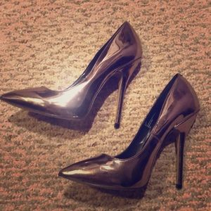 Steve Madden silver heels, size 8